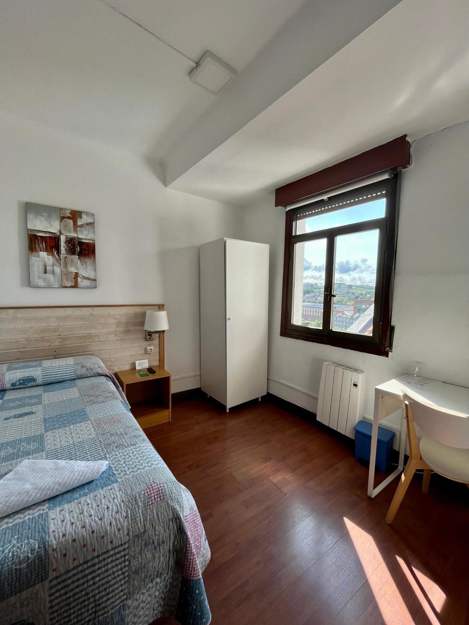 Montero Sestao Bilbao Otel Trapagaran Dış mekan fotoğraf